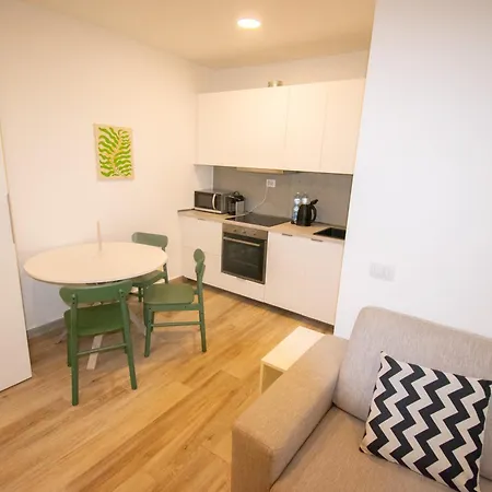 Meda's House - Cozy Modern Flat 米兰