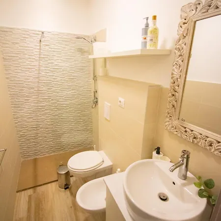 Meda's House - Cozy Modern Flat * Milão